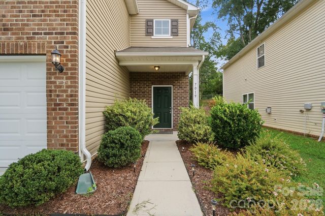 7019 Thornrose Drive, Charlotte, NC 28210