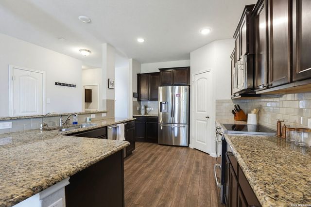 905 CYPRESS ML, New Braunfels, TX 78130