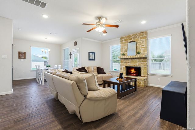 905 CYPRESS ML, New Braunfels, TX 78130