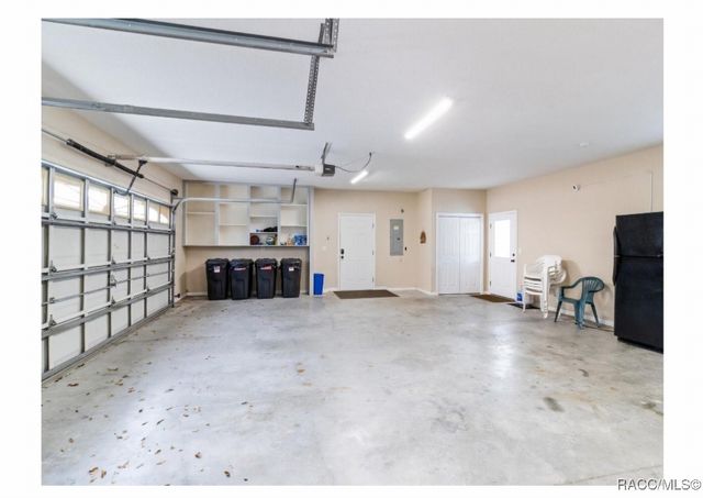 5410 S Magnolia Avenue, Homosassa, FL 34448