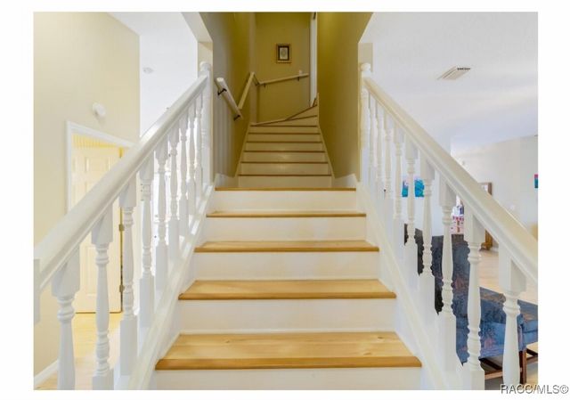 5410 S Magnolia Avenue, Homosassa, FL 34448