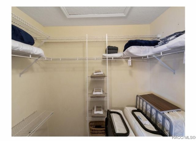 5410 S Magnolia Avenue, Homosassa, FL 34448