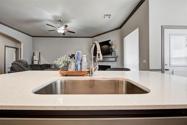 1186 Creekside Drive, Choctaw, OK 73020