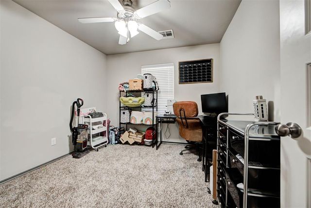 1186 Creekside Drive, Choctaw, OK 73020