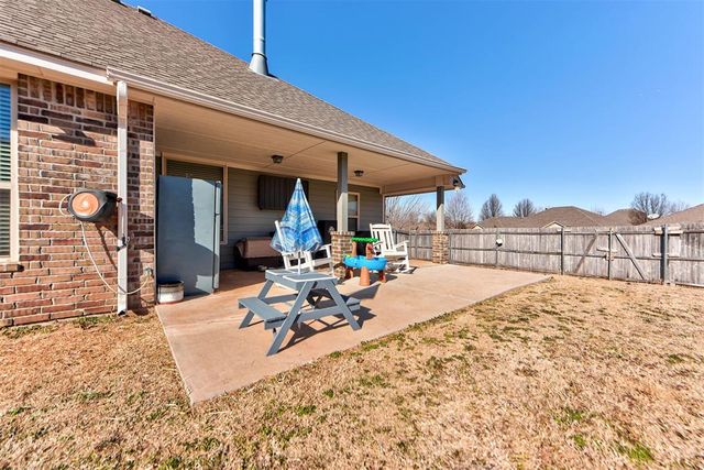 1186 Creekside Drive, Choctaw, OK 73020