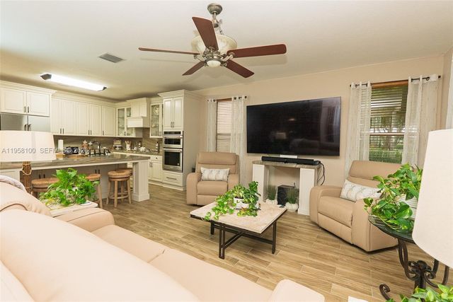 13351 SW 45th Dr, Miramar, FL 33027