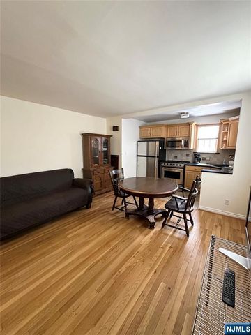 32b Elmwood Court B, Elmwood Park, NJ 07407