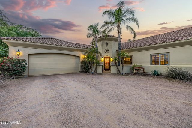 25614 W Melanie Drive, Wittmann, AZ 85361