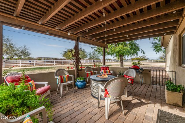 25614 W Melanie Drive, Wittmann, AZ 85361