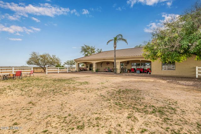 25614 W Melanie Drive, Wittmann, AZ 85361