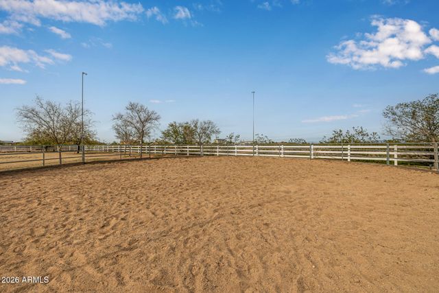 25614 W Melanie Drive, Wittmann, AZ 85361