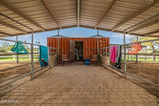 25614 W Melanie Drive, Wittmann, AZ 85361