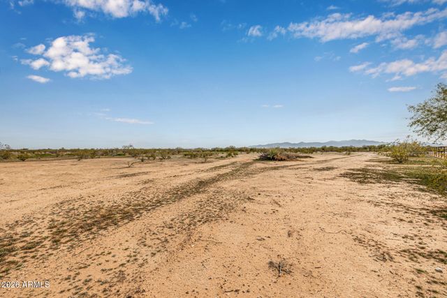 25614 W Melanie Drive, Wittmann, AZ 85361