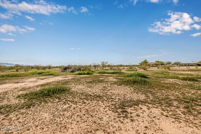 25614 W Melanie Drive, Wittmann, AZ 85361