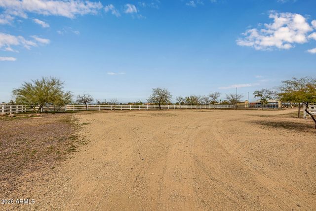 25614 W Melanie Drive, Wittmann, AZ 85361