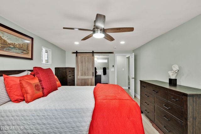 4235 N 16TH Drive, Phoenix, AZ 85015