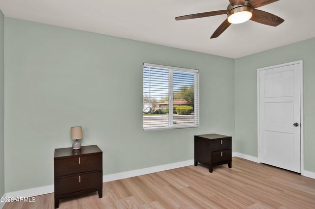 4235 N 16TH Drive, Phoenix, AZ 85015