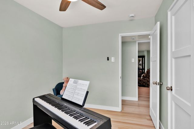 4235 N 16TH Drive, Phoenix, AZ 85015