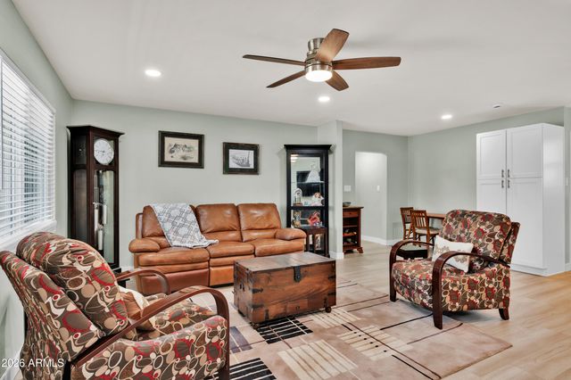 4235 N 16TH Drive, Phoenix, AZ 85015