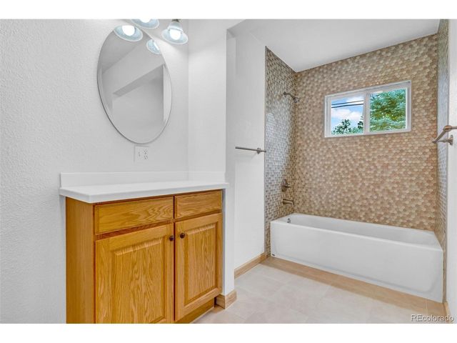 7440 Oneida St, Commerce City, CO 80022