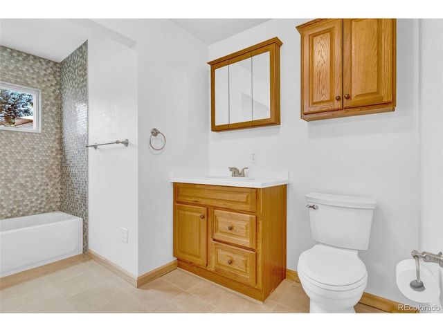 7440 Oneida St, Commerce City, CO 80022