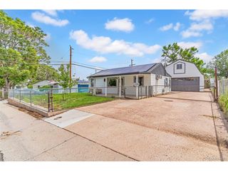 7440 Oneida St, Commerce City, CO 80022