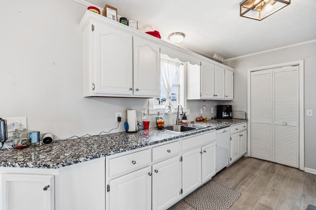 604 Portland Blvd, Portland, TN 37148