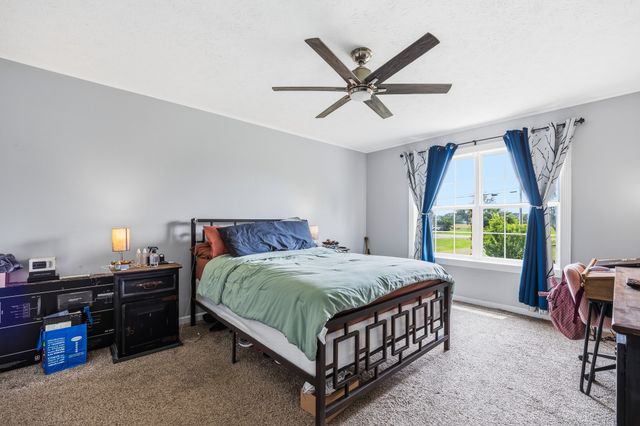 604 Portland Blvd, Portland, TN 37148