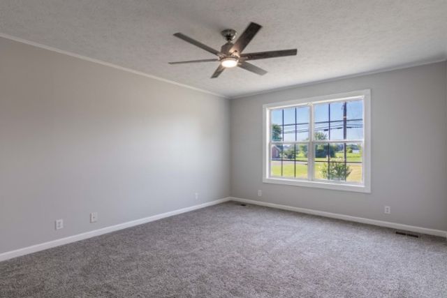 604 Portland Blvd, Portland, TN 37148