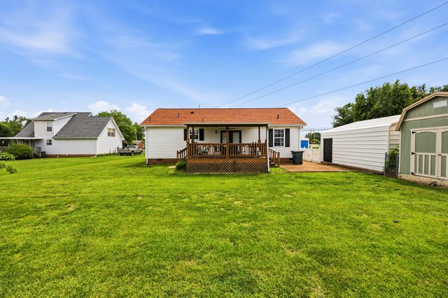 604 Portland Blvd, Portland, TN 37148