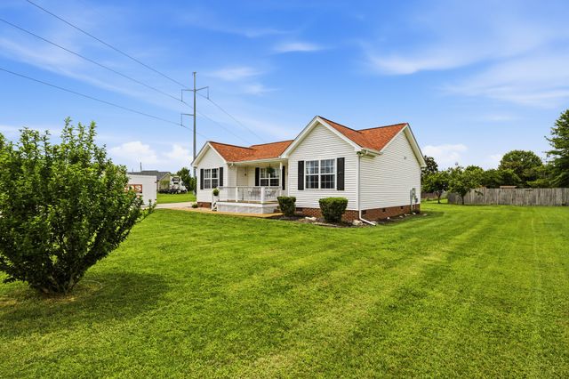 604 Portland Blvd, Portland, TN 37148