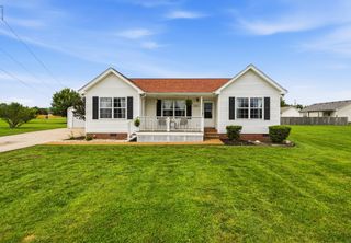 604 Portland Blvd, Portland, TN 37148