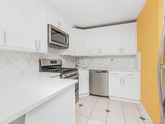 772 Home Street, Bronx, NY 10456