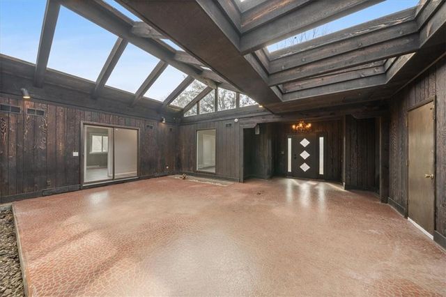 1304 Limit Street, Leavenworth, KS 66048