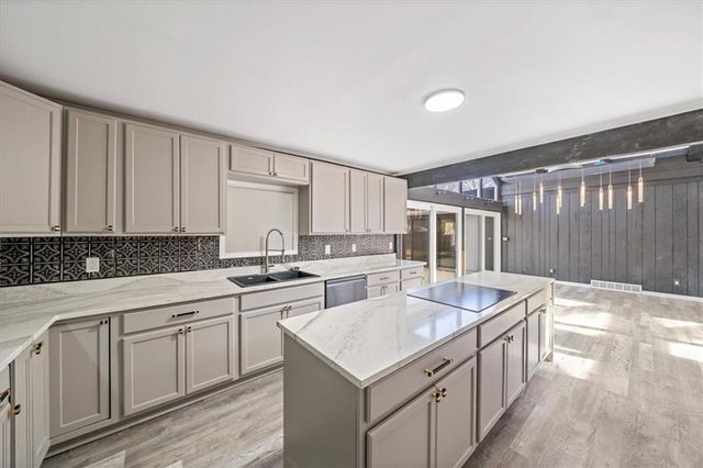 1304 Limit Street, Leavenworth, KS 66048