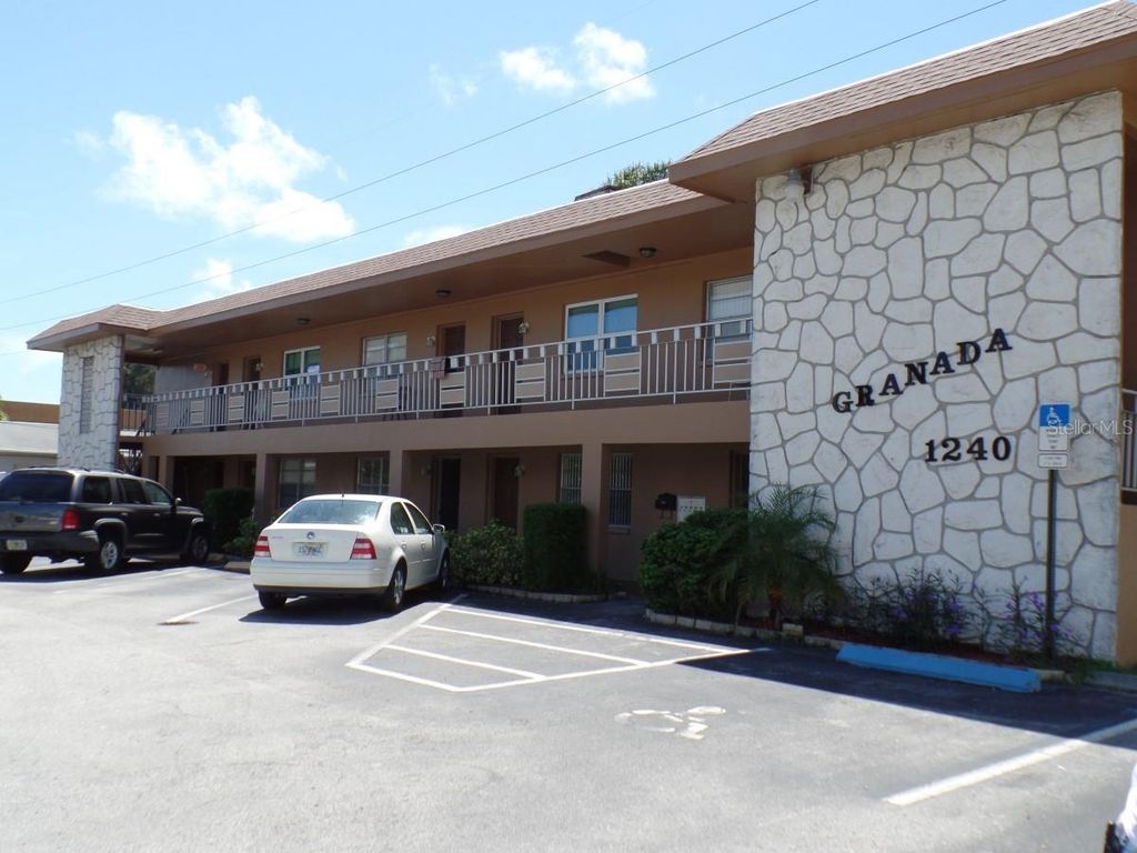 1240 70TH STREET N 7, St Petersburg, FL 33710