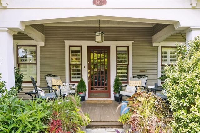 1402 Bonnie Brae Street, Houston, TX 77006