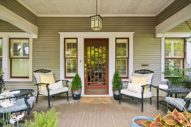 1402 Bonnie Brae Street, Houston, TX 77006