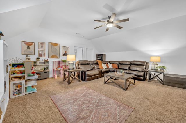 1006 Tower Hill Ln, Hendersonville, TN 37075