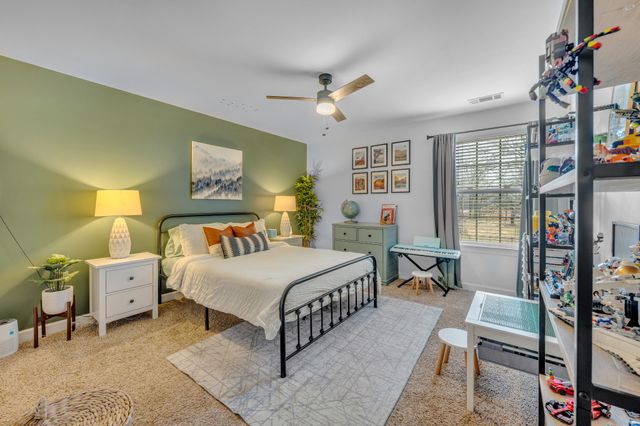 1006 Tower Hill Ln, Hendersonville, TN 37075