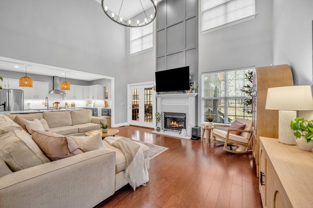 1006 Tower Hill Ln, Hendersonville, TN 37075