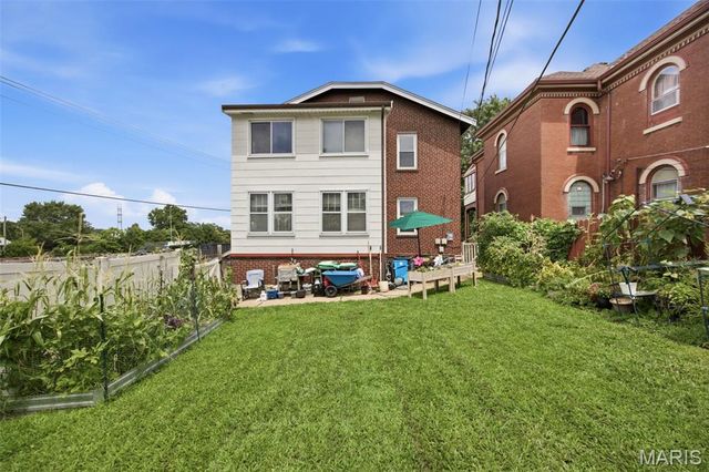6652 Marmaduke Avenue, St Louis, MO 63139