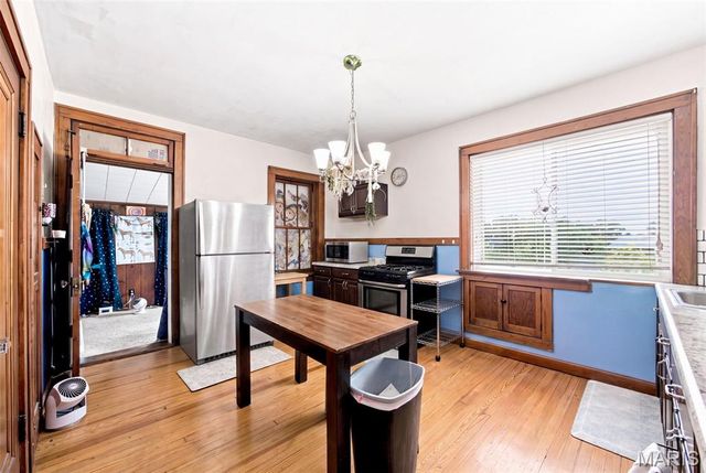 6652 Marmaduke Avenue, St Louis, MO 63139