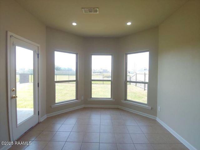 214 Golden Lake Drive, Rayne, LA 70578