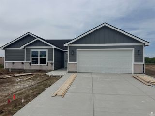 9975 Jasmine Drive, Manhattan, KS 66502