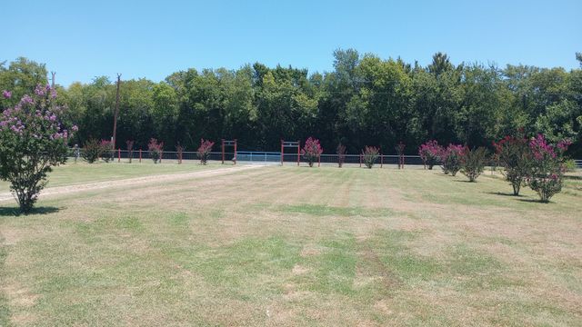 7022 County Road 487, Nevada, TX 75173