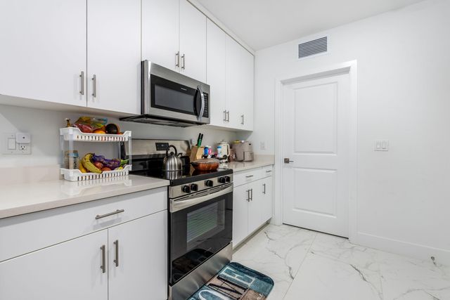 408 NW 12th Avenue, Boynton Beach, FL 33435