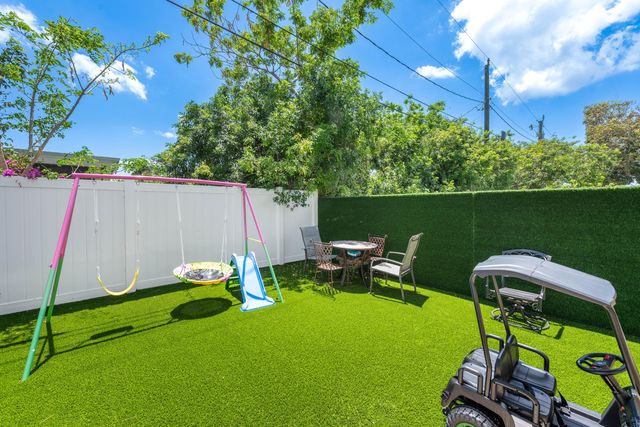 408 NW 12th Avenue, Boynton Beach, FL 33435