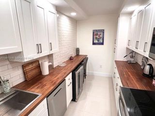 4001 Hillcrest Dr 1014, Hollywood, FL 33021