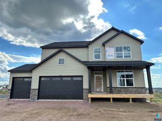 2713 S Copper Creek Ave Avenue, Sioux Falls, SD 57110